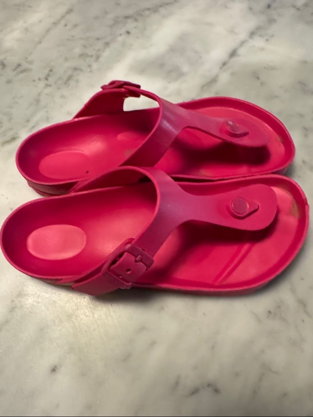Birkenstock Women’s Hot Pink Thong Sandals